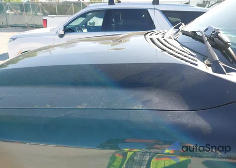 2010 Ford F-150 Platinum z USA, uszkodzony, nr VIN 1FTFW1EV5AFA92336